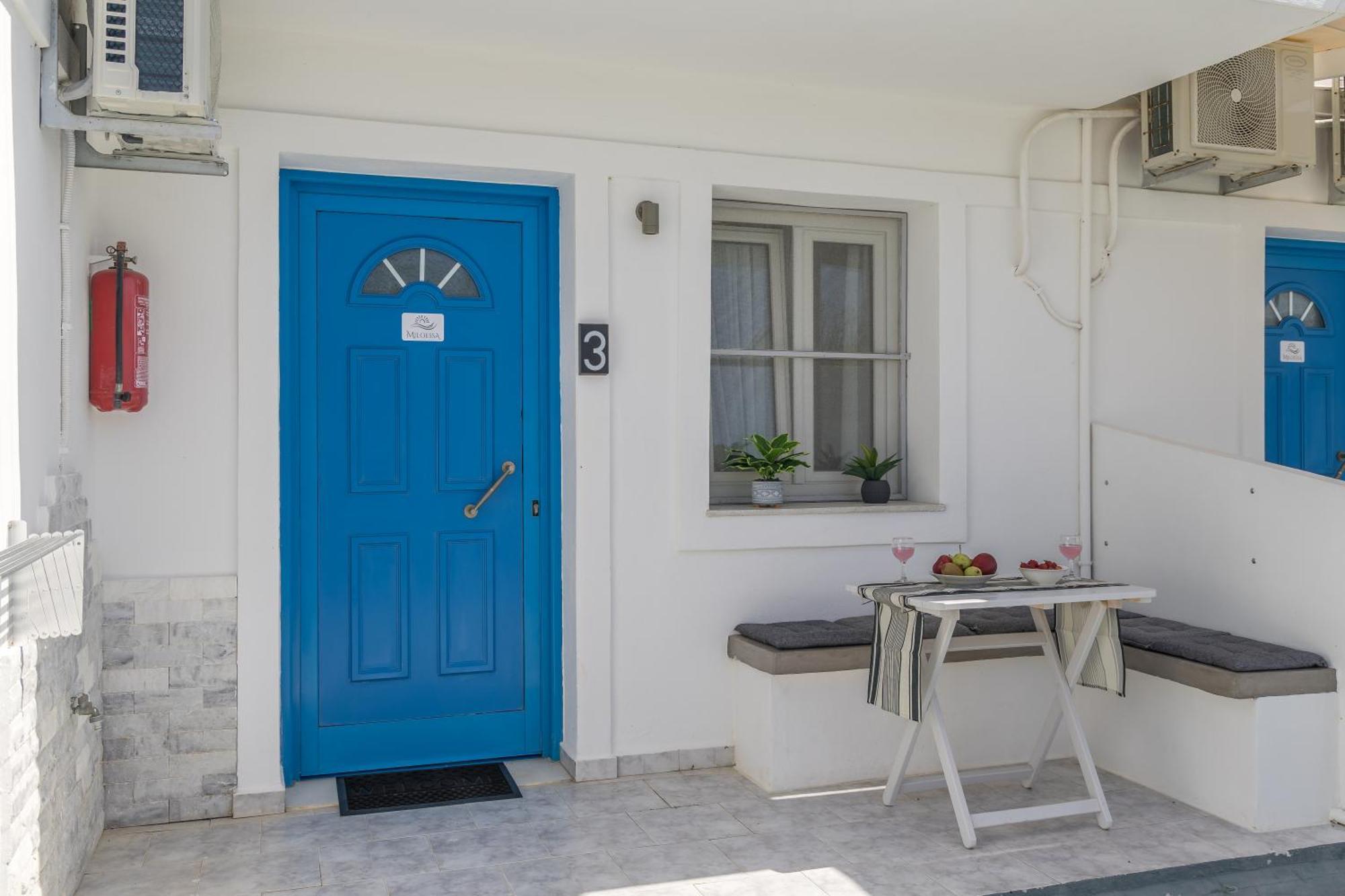 Miloessa Apartment Adamantas  Екстериор снимка