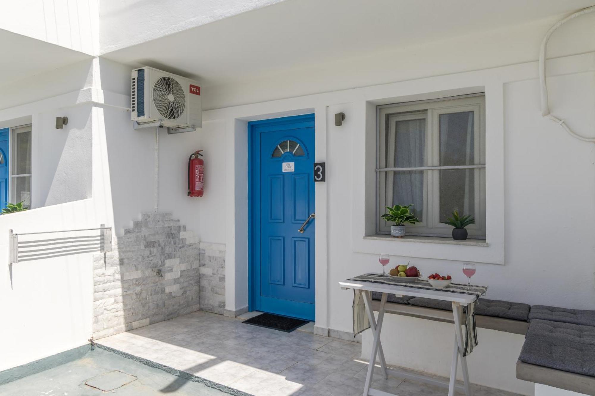 Miloessa Apartment Adamantas  Екстериор снимка
