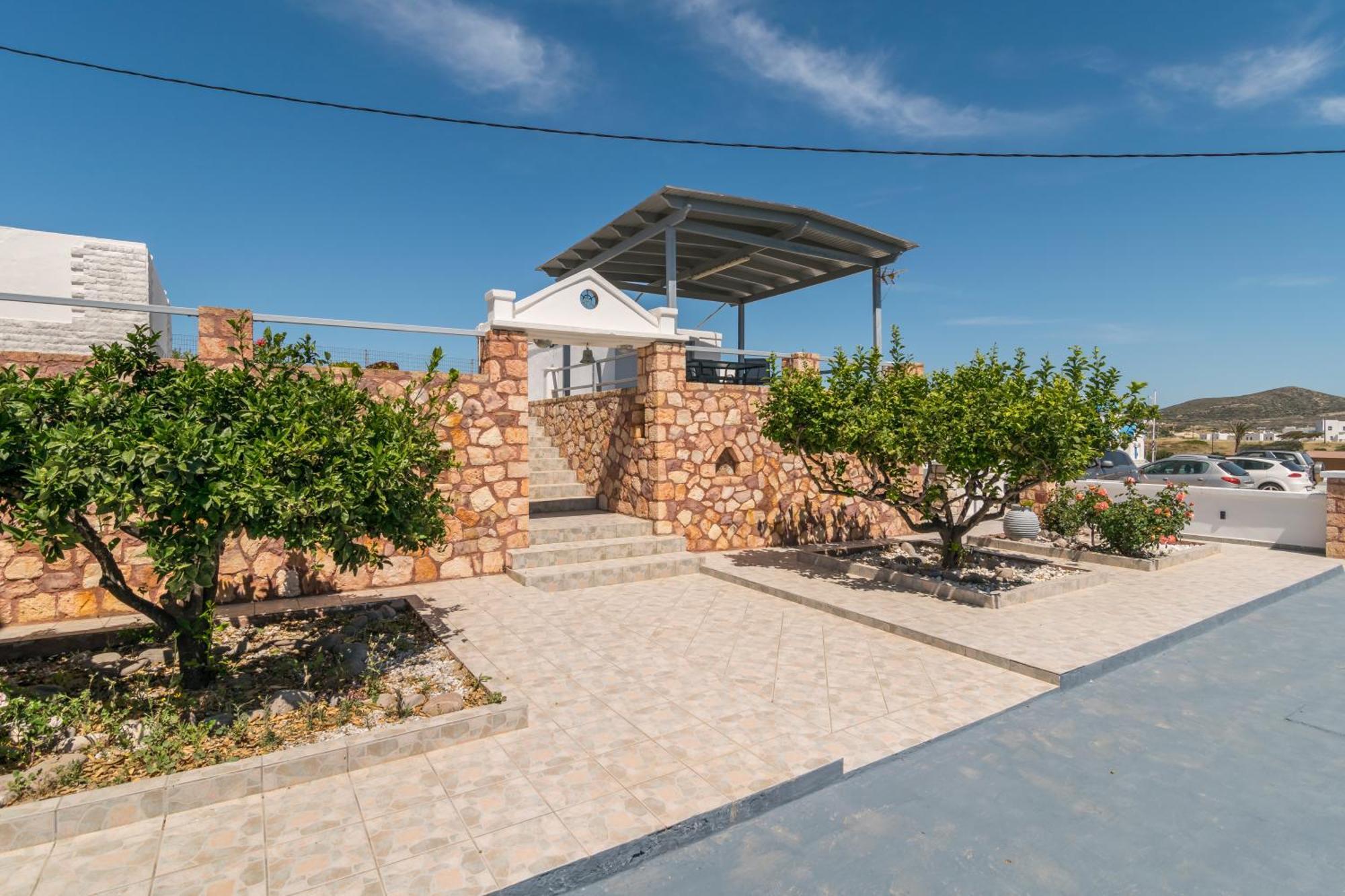 Miloessa Apartment Adamantas  Екстериор снимка